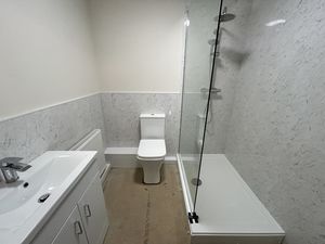 Photo 16- click for photo gallery